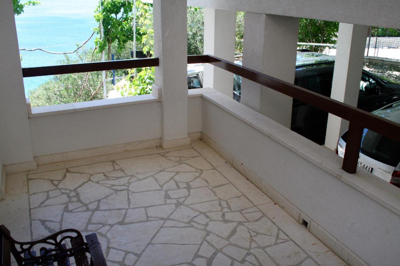 Apartments By The Sea Pisak, Omis - 1014 Luaran gambar