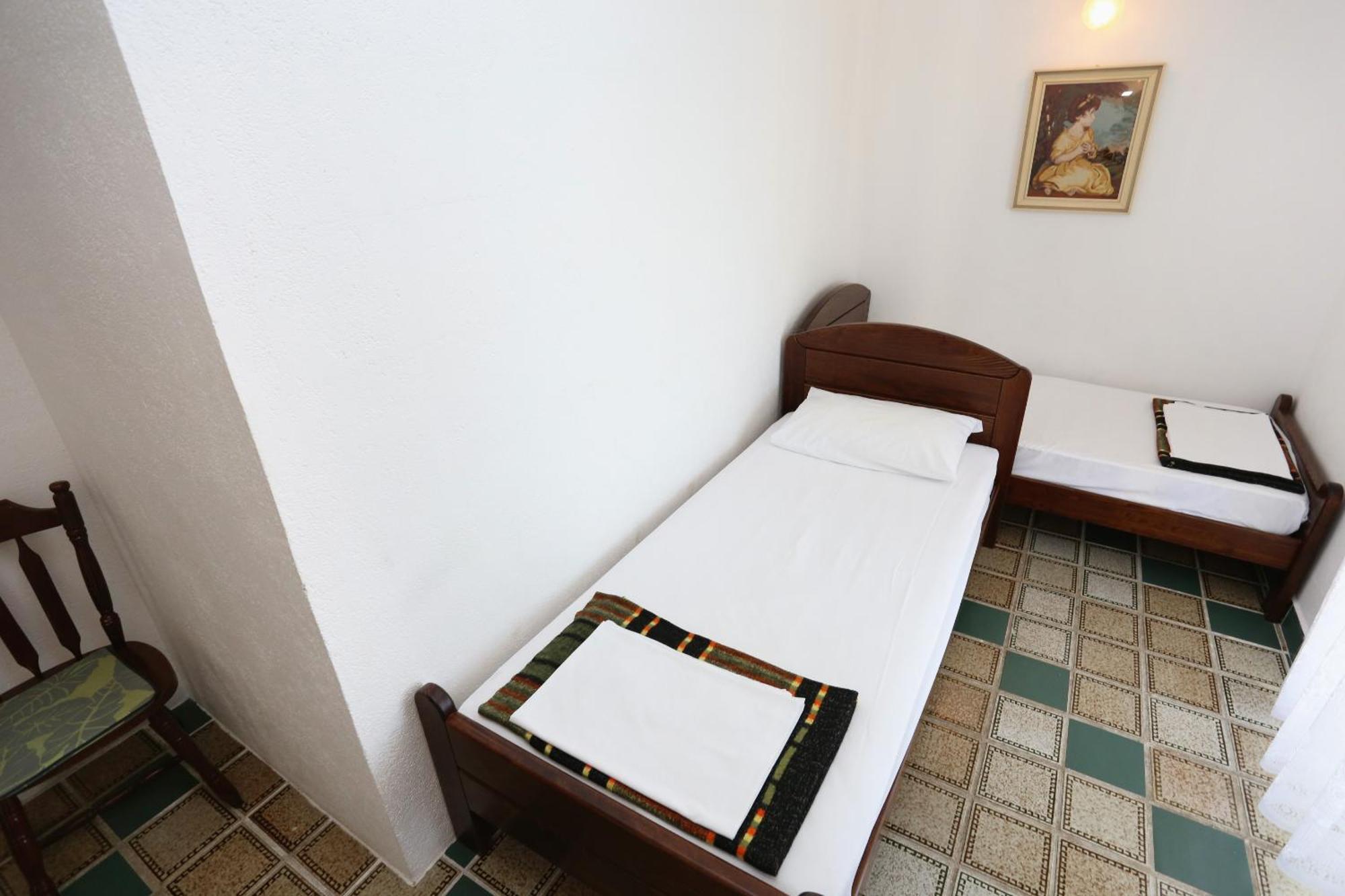 Apartments By The Sea Pisak, Omis - 1014 Bilik gambar